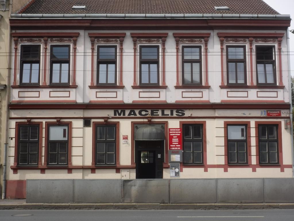 Pension Macelis Ceske Budejovice Luaran gambar